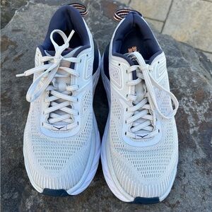 Hoka Bondi 7